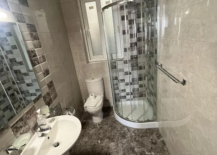 Apartamento Large 4 Bedroom -sleeps 8 Prime Location- 950m Mellieħa